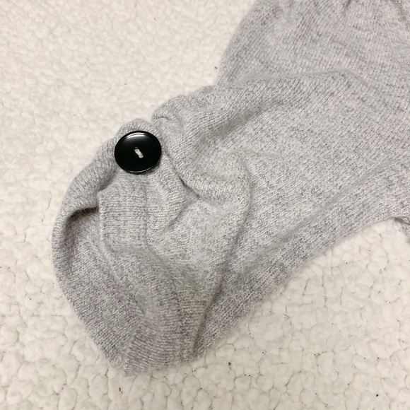 Women’s Cardigan Sweater Gray - Picture 5 of 8